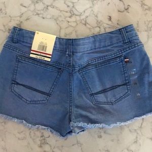 Girl’s jean shorts Size 16, New
